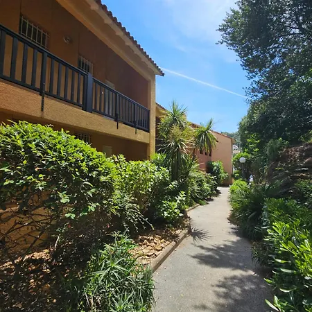 Lägenhet Le Sur La Cote